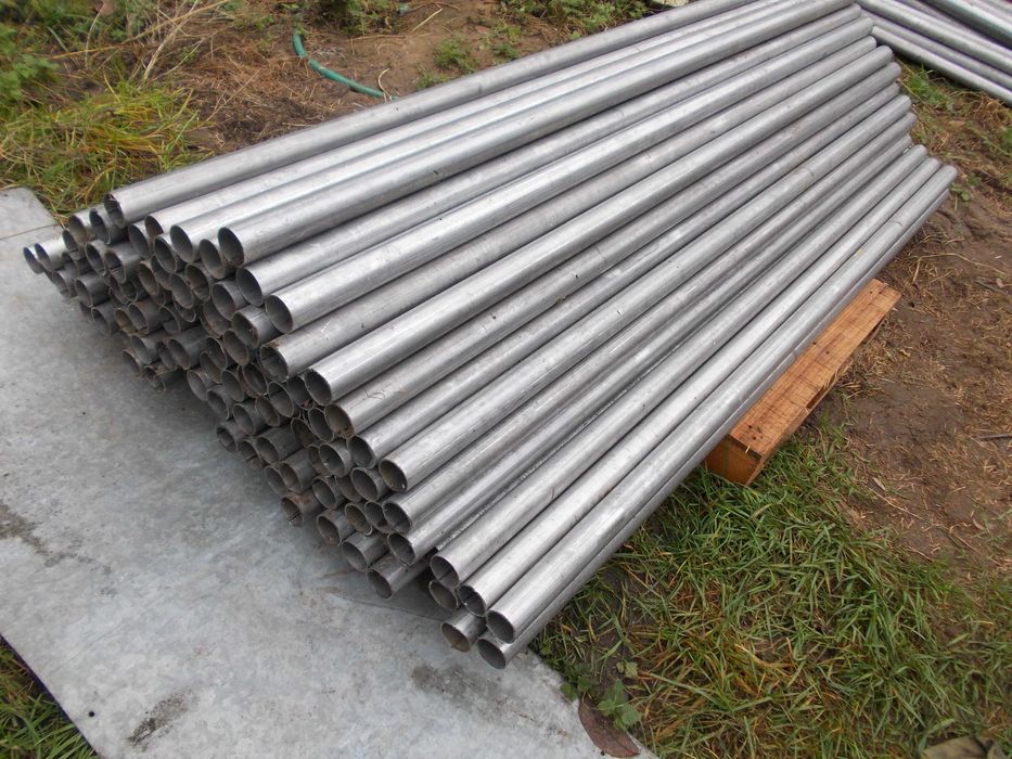 Słupki ogrodzeniowe ocynkowane fi 50 2 metry