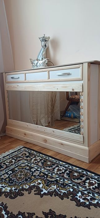 декорована тумба під телевізор Калуш