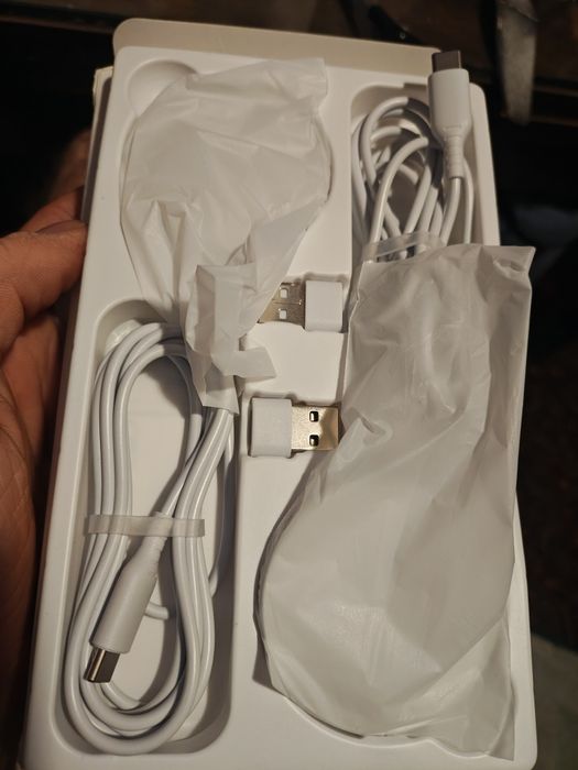 AXFEE Magnetyczna bezprzewodowa ładowarka iPhone 12-16