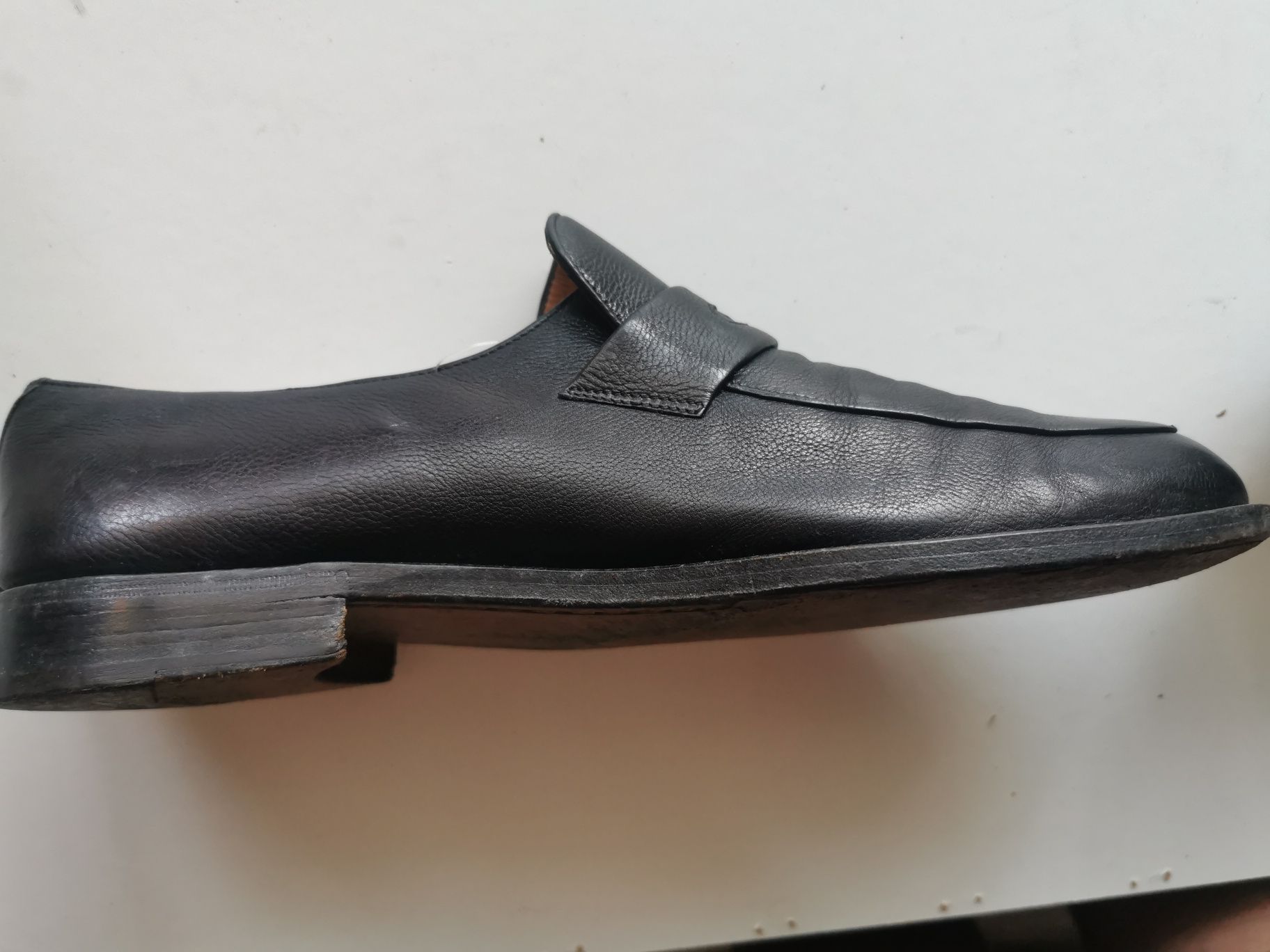 Buty  skórzane Firmy Salvatore Ferragamo Długość wkładki 29 cm