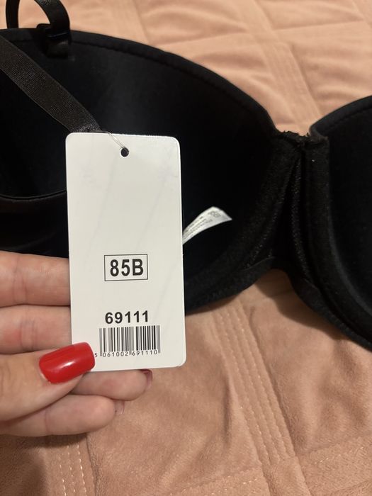 Продам новий чорний бюстгалтер