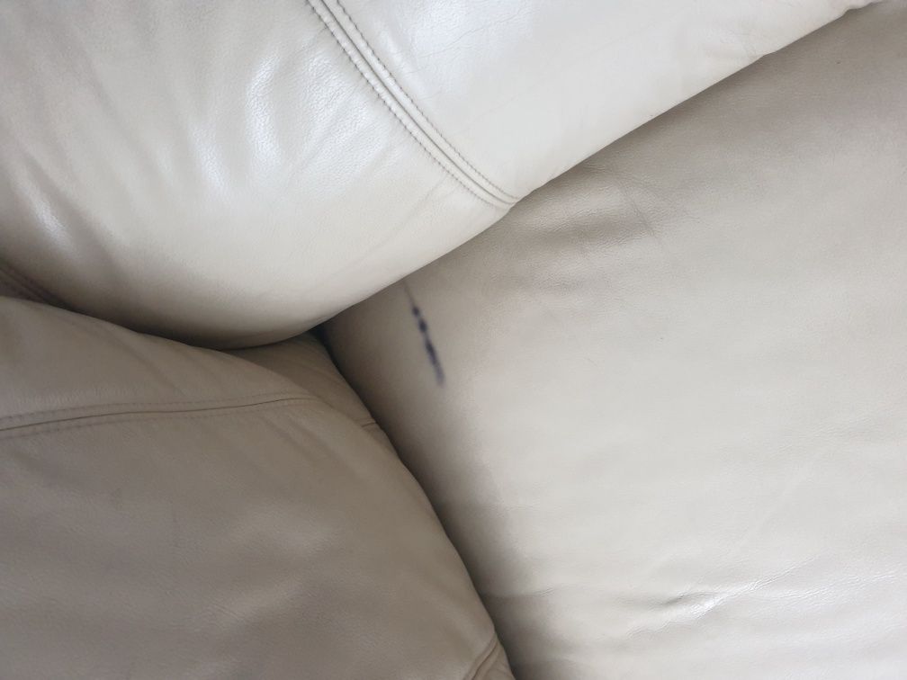 Sofa, kanapa skórzana ecru beżowa rozkładana
