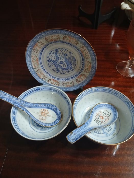 Conjunto  de porcelana prato com tigela e colher