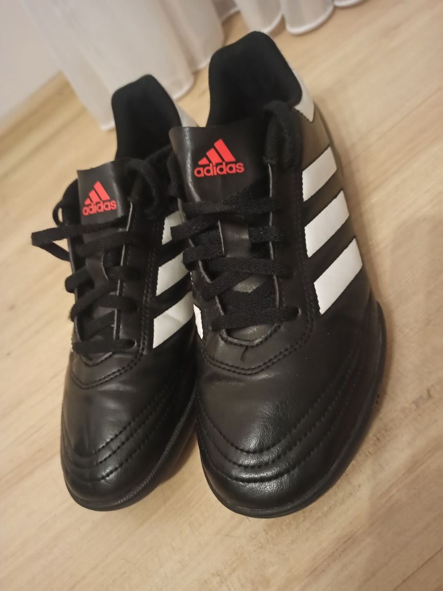 Adidas rozmiar 38 .