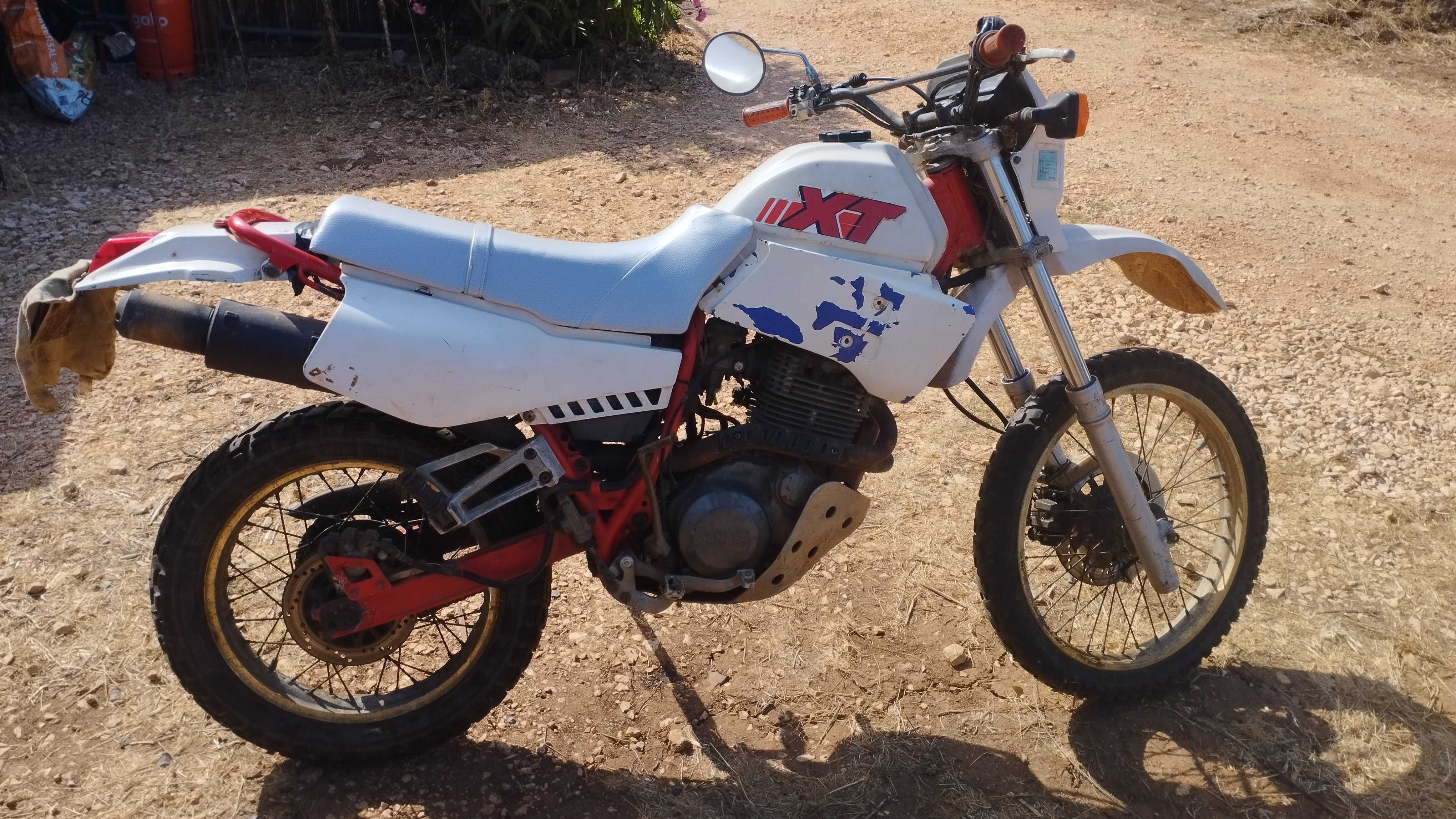 Yamaha 600 XT 2kf ano 93 mota francesa