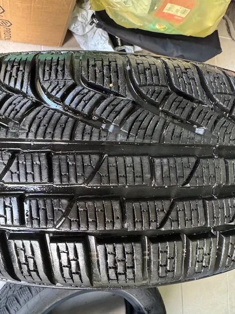 4 opony używane Pirelli Sottozero Winter 210