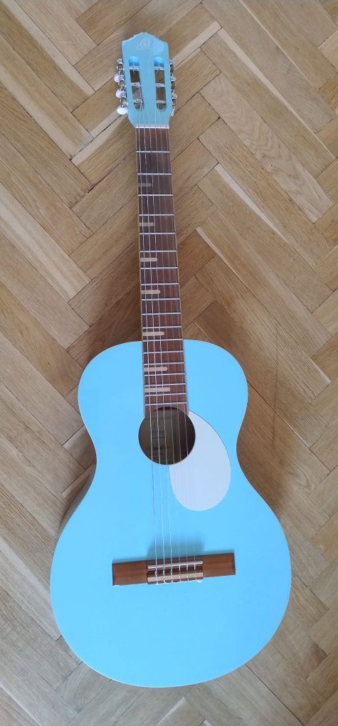Gitara klasyczna Ortega RGA-SKY  4/4 GRATISY