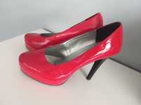 Buty lakierki czerwone 38