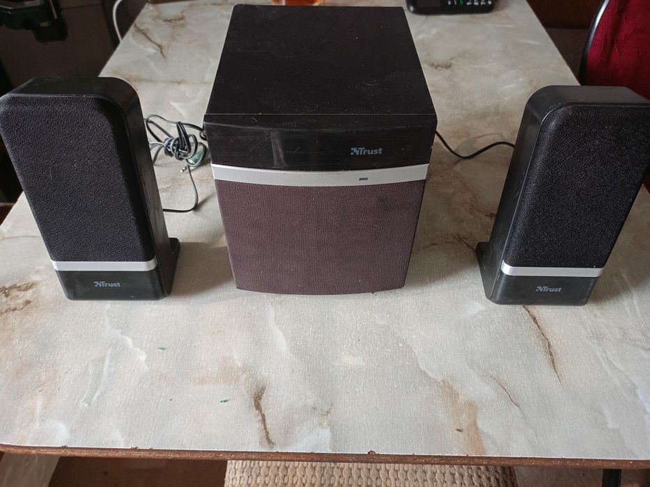 Продам музыкальный центр Trust