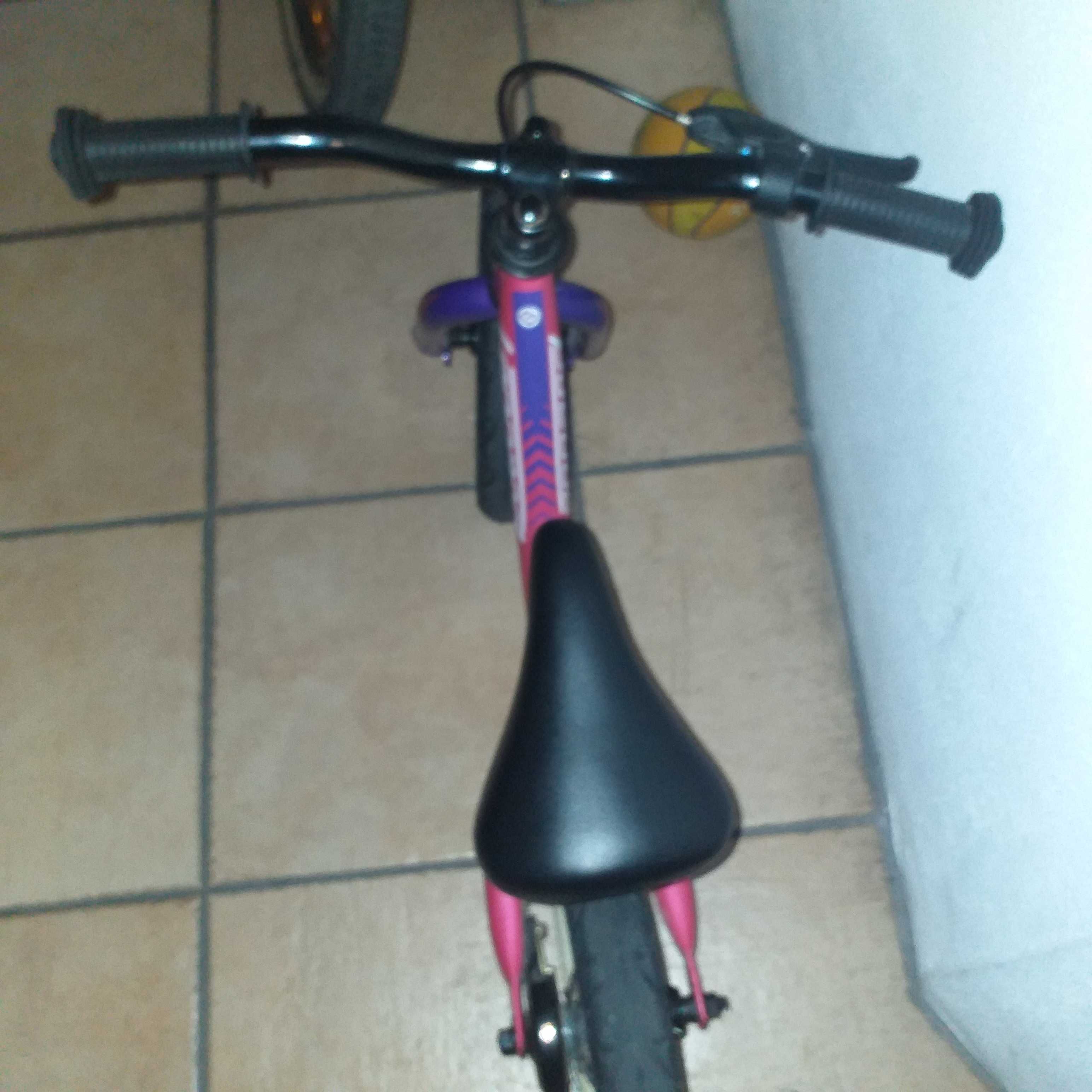 Bicicleta de equilíbrio de criança