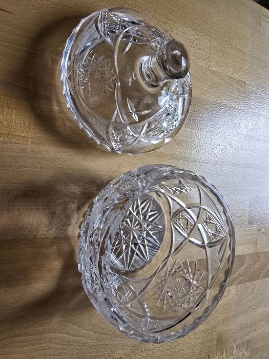 Cukierniczka krysztalowa