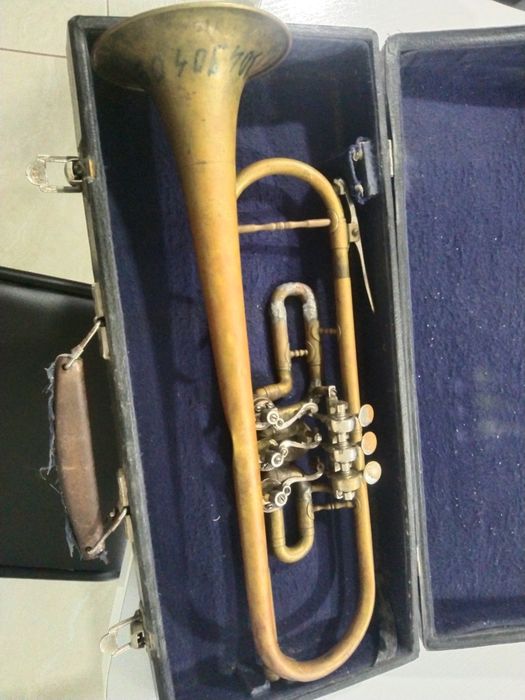 Інструменти духового оркестру Київської фабрики