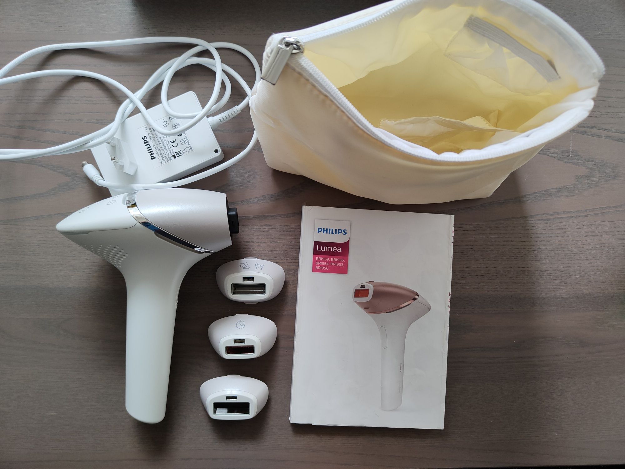 Lampa IPL Philips Lumea Prestige BRI953/00