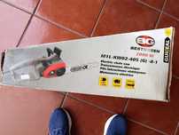 Motosserra elétrica para cortar lenha
