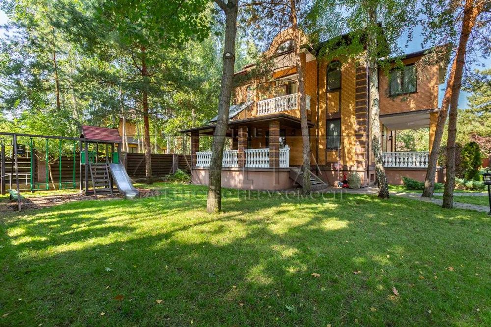 Продаж розкішного будинку в Козині