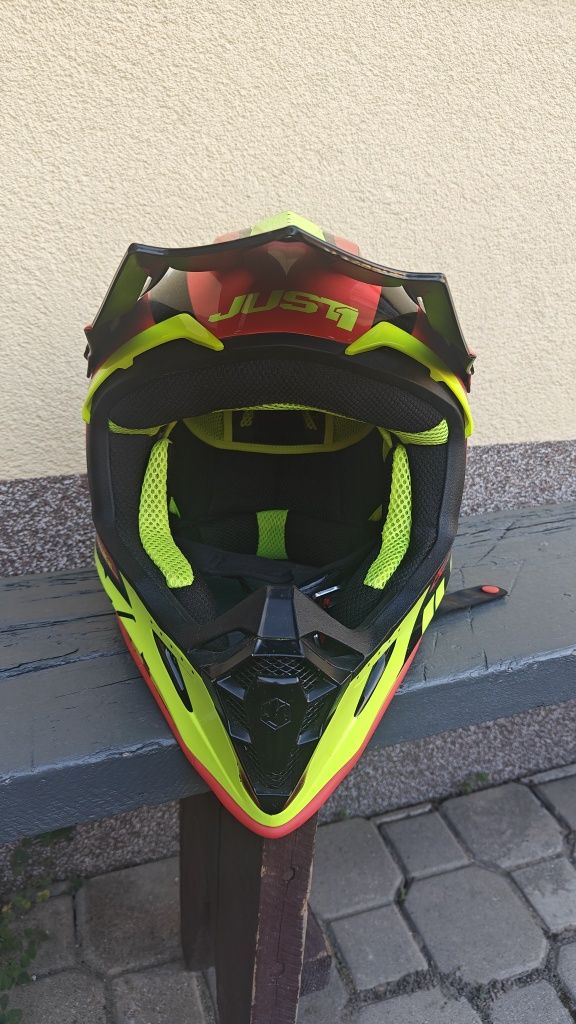 KASK JUST1 J38 BLADE M z homologacja