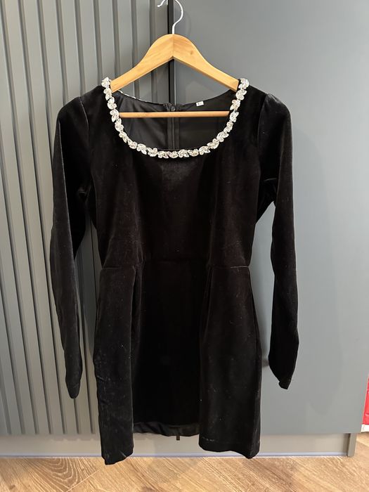 Жіноча бархатна сукня розмір L