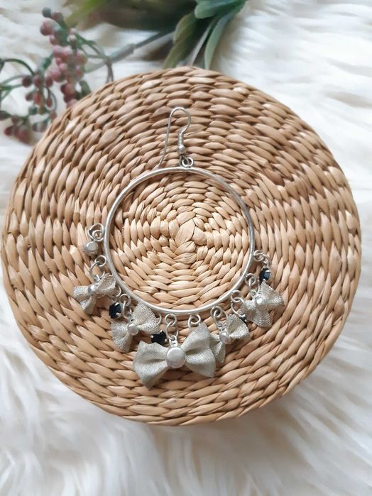 boho kolczyki koła kokardy romantyczne srebrny beżowy czarny