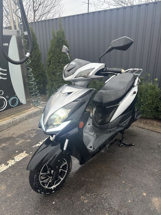 Електро мопед Maxxter Falcon