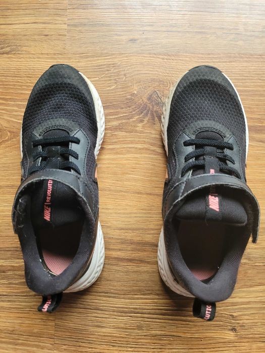 Buty sportowe Nike rozm 33,5