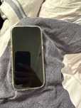 iphone 15 ze zbitym tylem