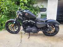 Harley-Davidson Sportster Iron 883