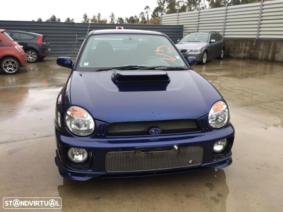 Subaru Impreza WRX 2.0 Turbo de 2001 para peças