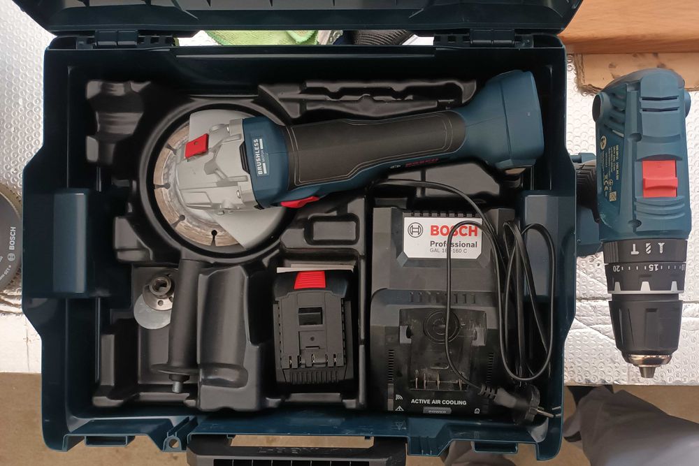 Rebarbadora Bosh Professional GWS 18v-10