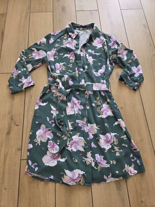 Krótka sukienka koszulowa wiązana Mohito XXS 32