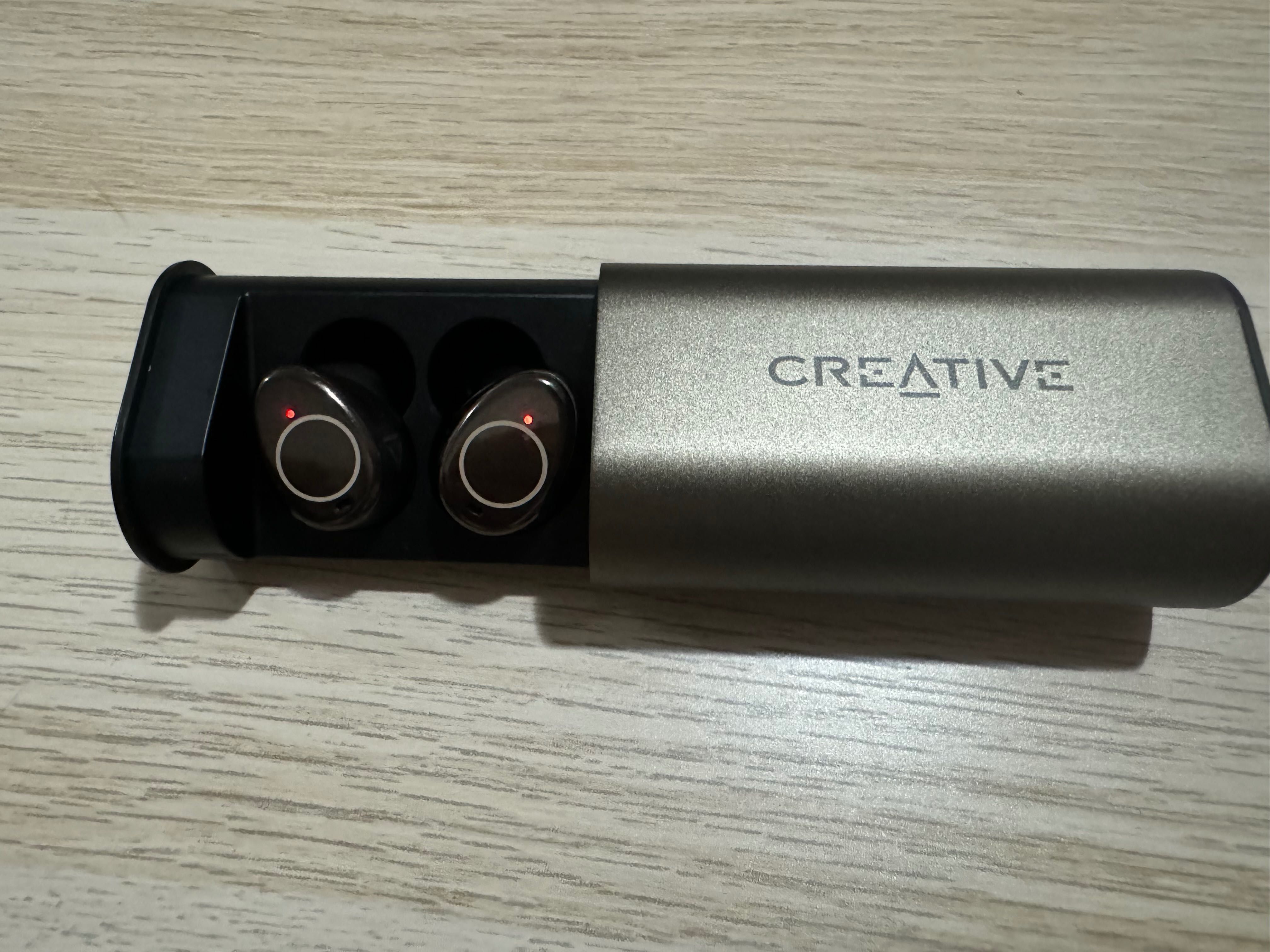 Earbuds Creative Outlier Pro