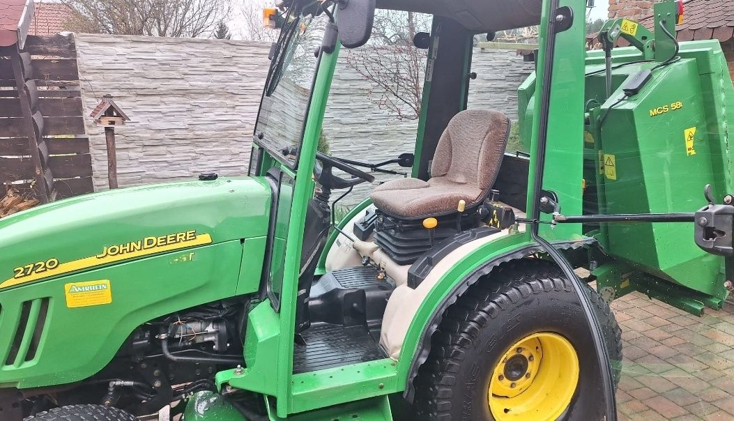 Kosiarka Traktorek John Deere 2720 odkurzacz 4x4