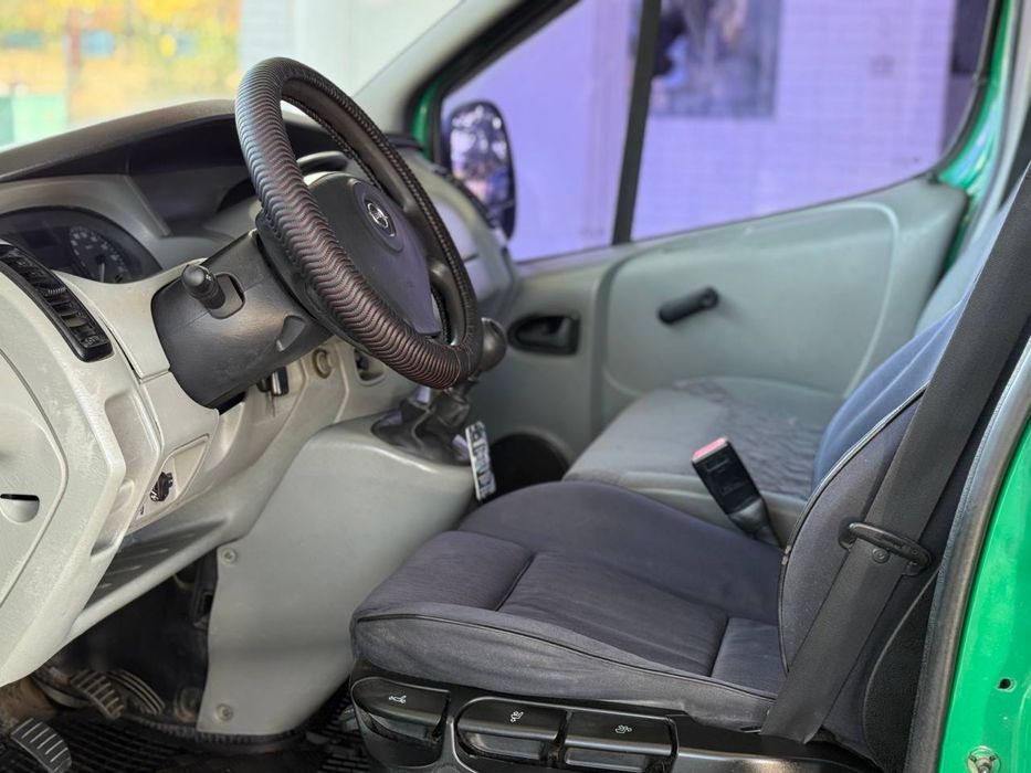 Opel vivaro після кап ремонту двигуна грузовий