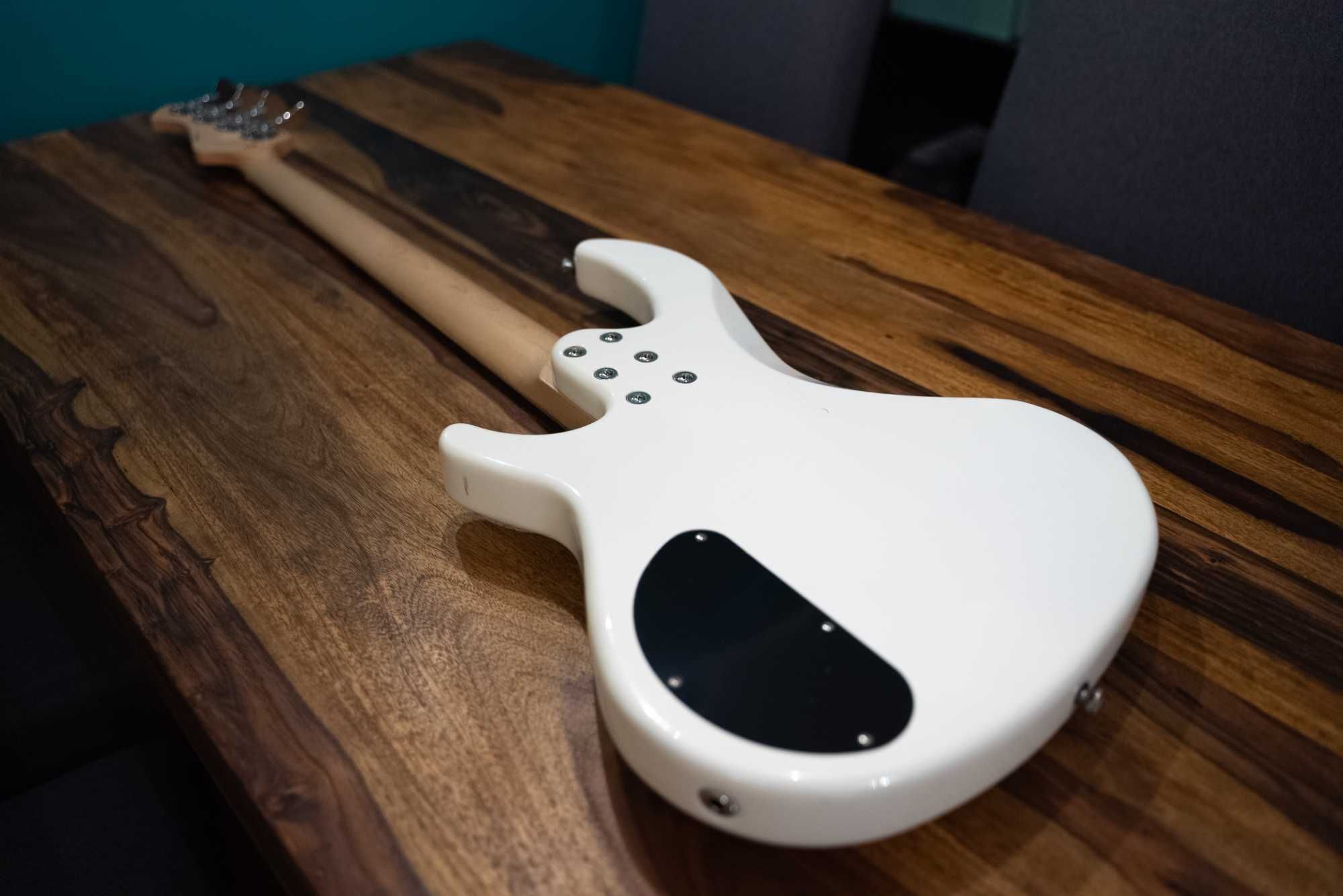 Gitara basowa BAS Aria Pro II RSB series