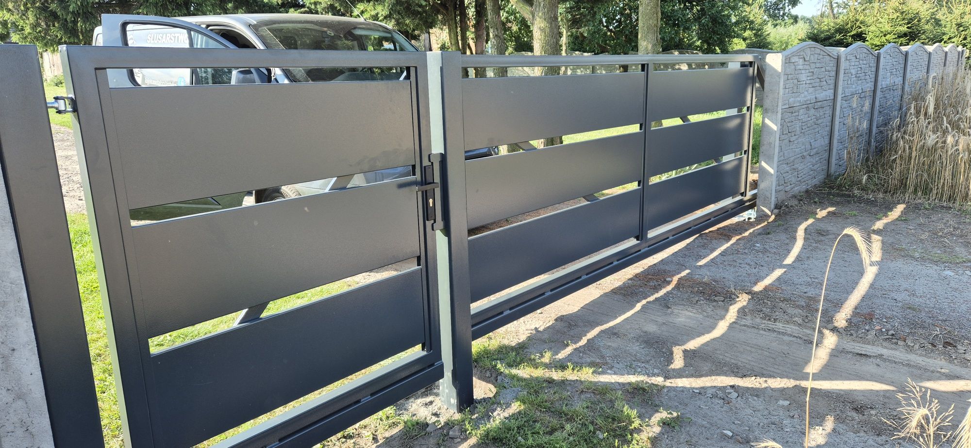 Spawanie Bram dwuskrzydłowych i przesuwnych Balustrady Płoty
