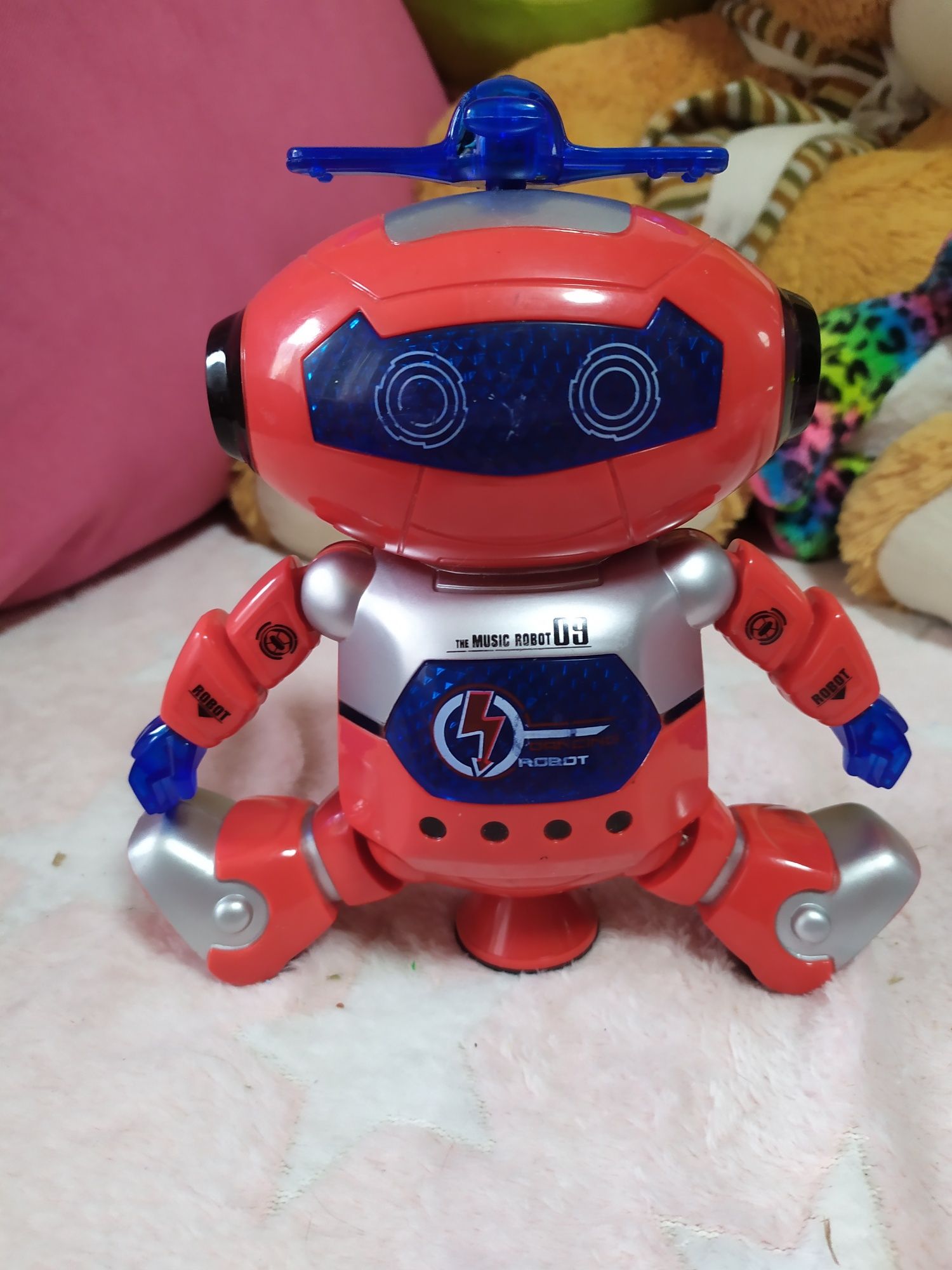 Робот игрушка музыкальная