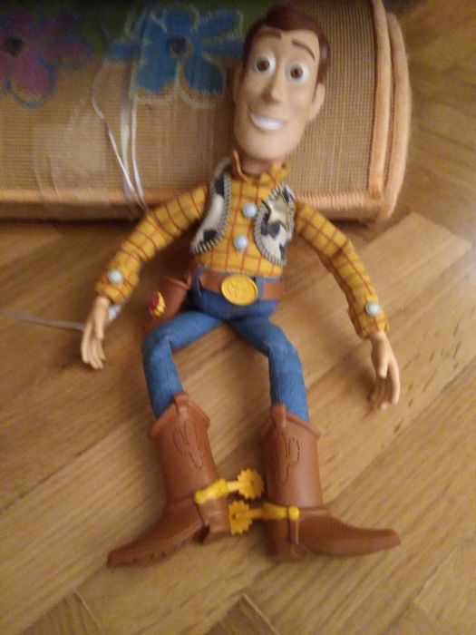 Mówiąca zabawka kowboj Woody