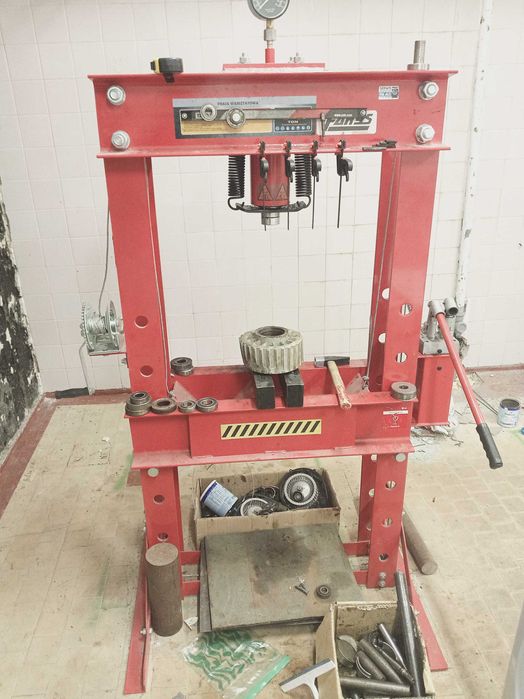 Prasa hydrauliczna 50T