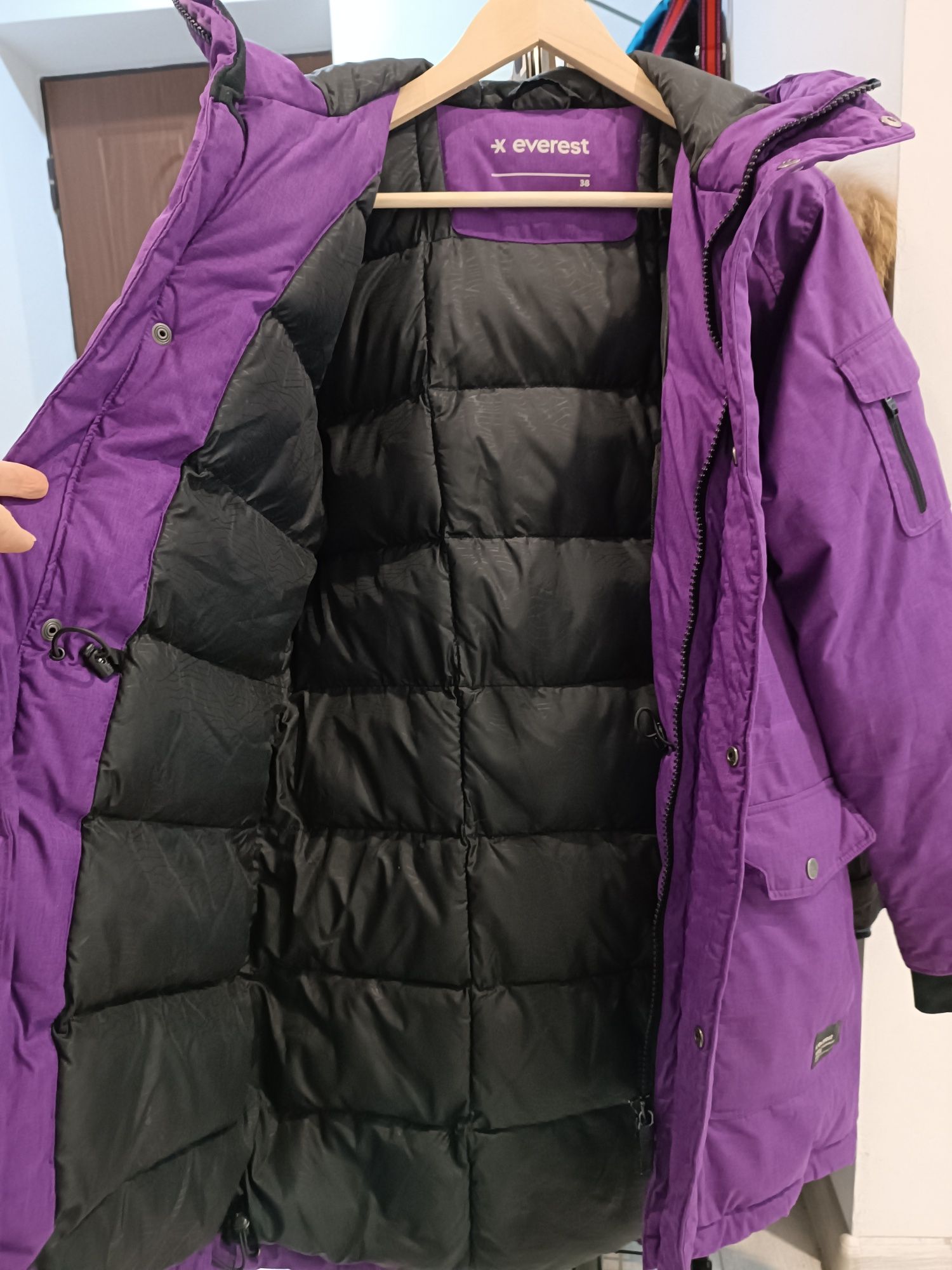 Куртка Everest 38 розмір десь на 44-46