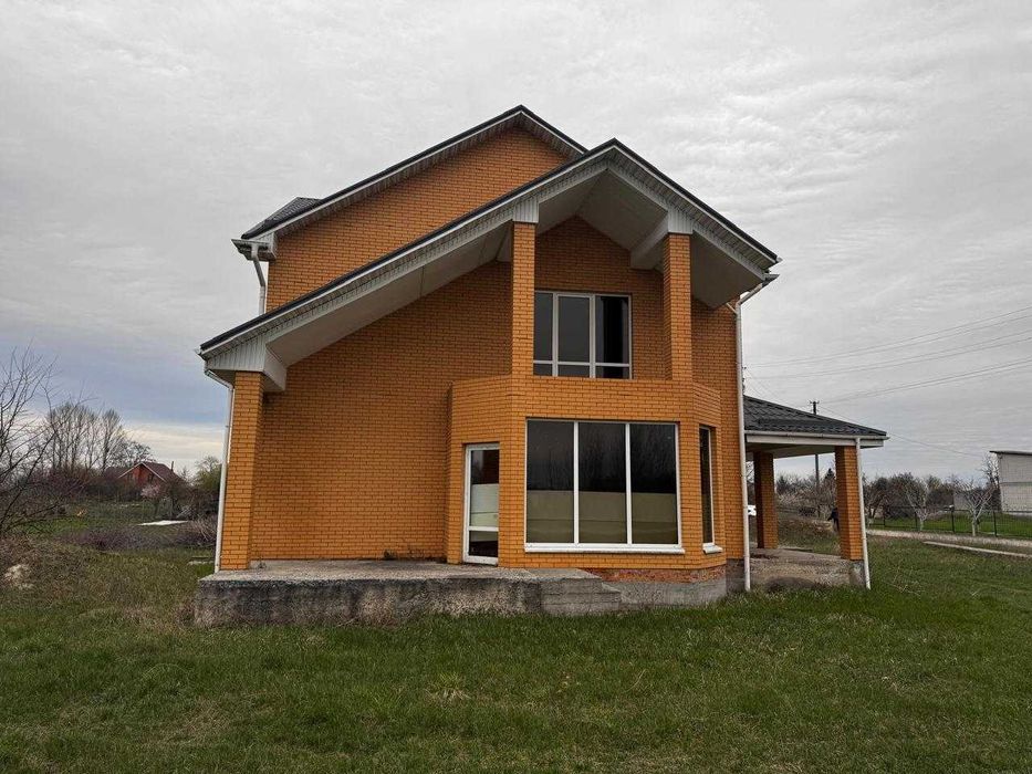 Будинок  якісний с. Іванків Бориспільський р-н