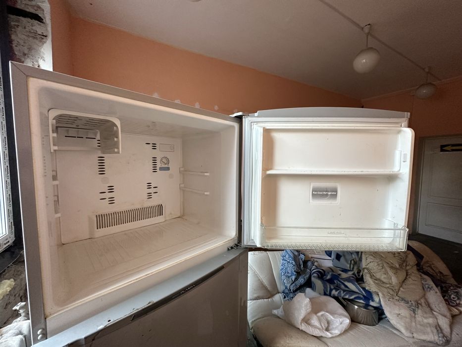 Холодильник Toshiba