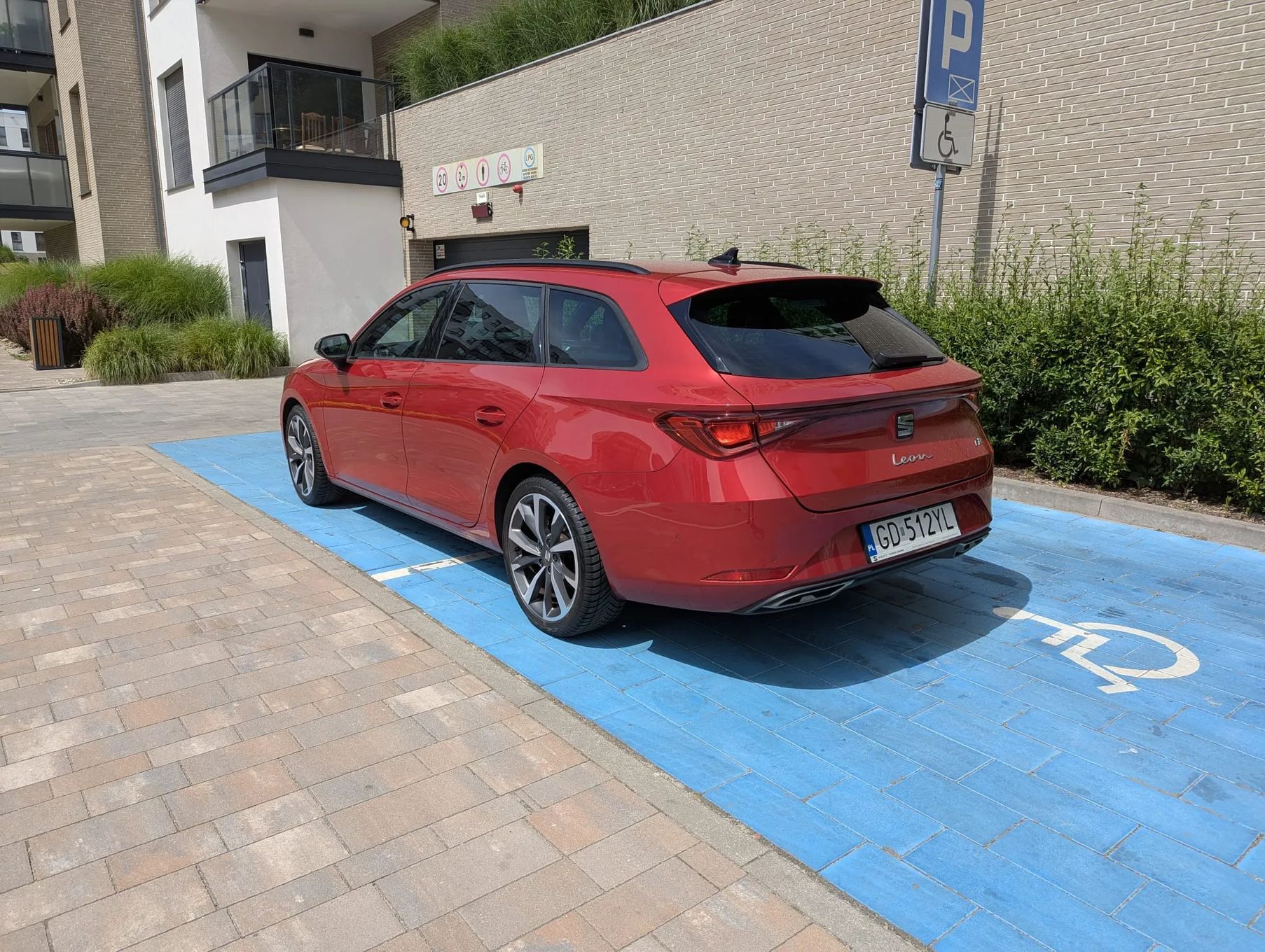 Seat Leon Seat Leon FR Sportstourer, 1.5 TSI 150 KM, manual, I właściciel