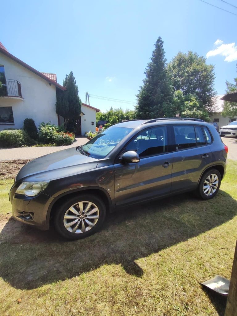 Volkswagen Tiguan 2.0 TDI 2011 r