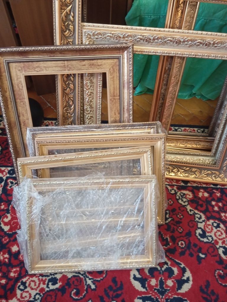 Продам дерев'яні рами для картин.