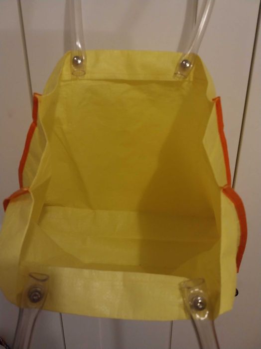 Mala para esta época nunca usada