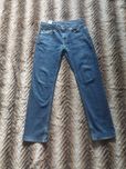 granatowe spodnie levi's W32