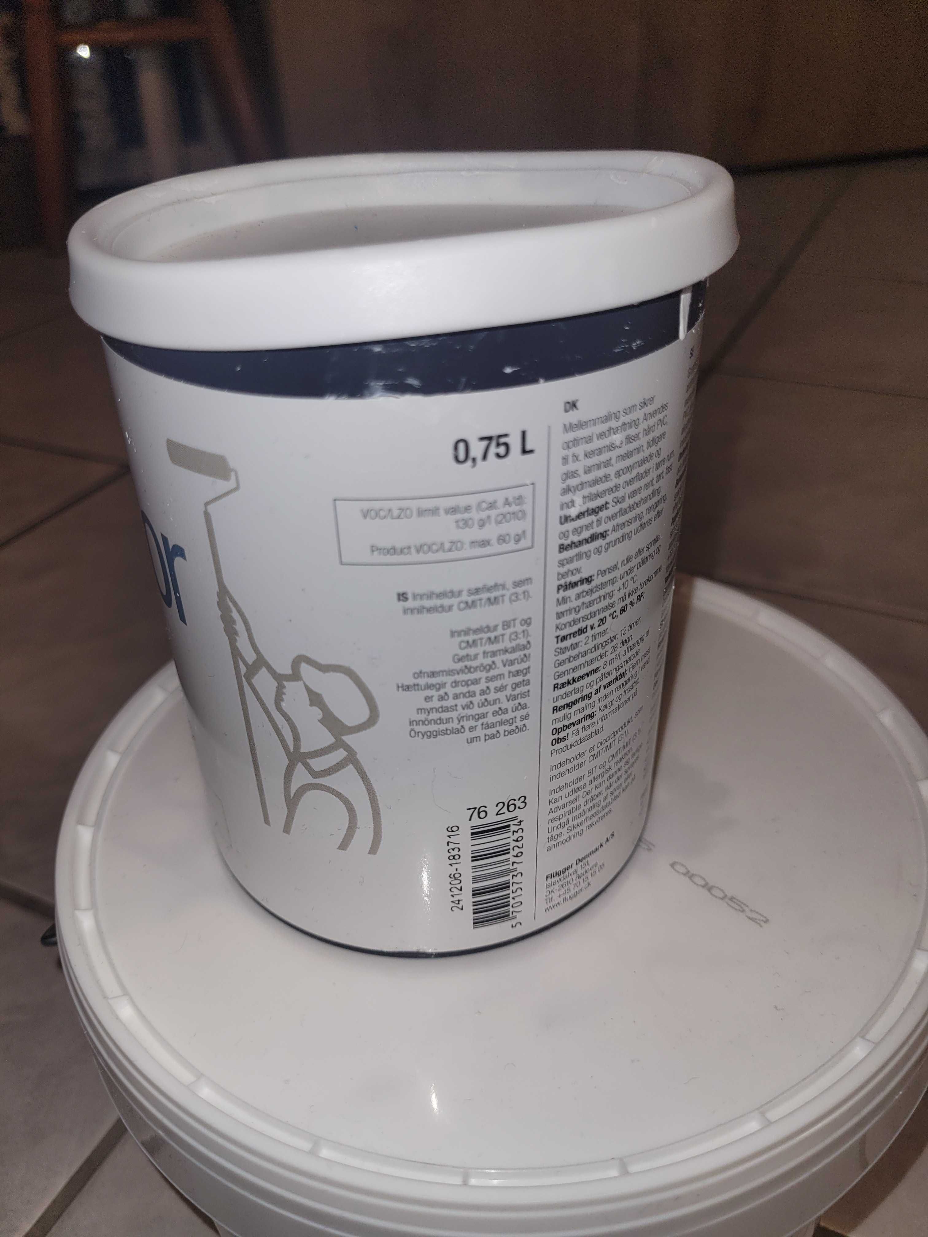 Farba akryl do listew 3L,  podkład farba pośrednia Flugger 0,75L biała
