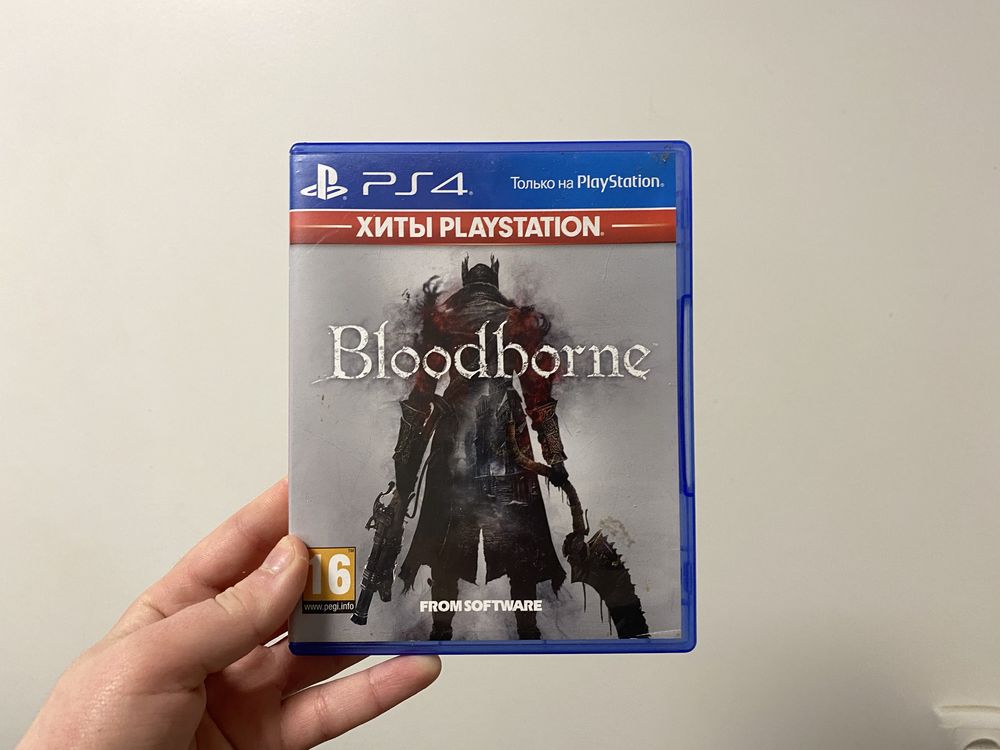 Продаю Playstation 4 pro