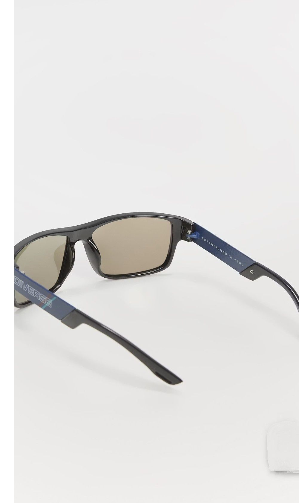 Sprzedam nowe okulary przeciwsłoneczne