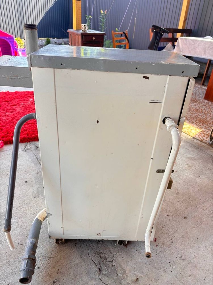 Газовий котел двухконтурний напольний