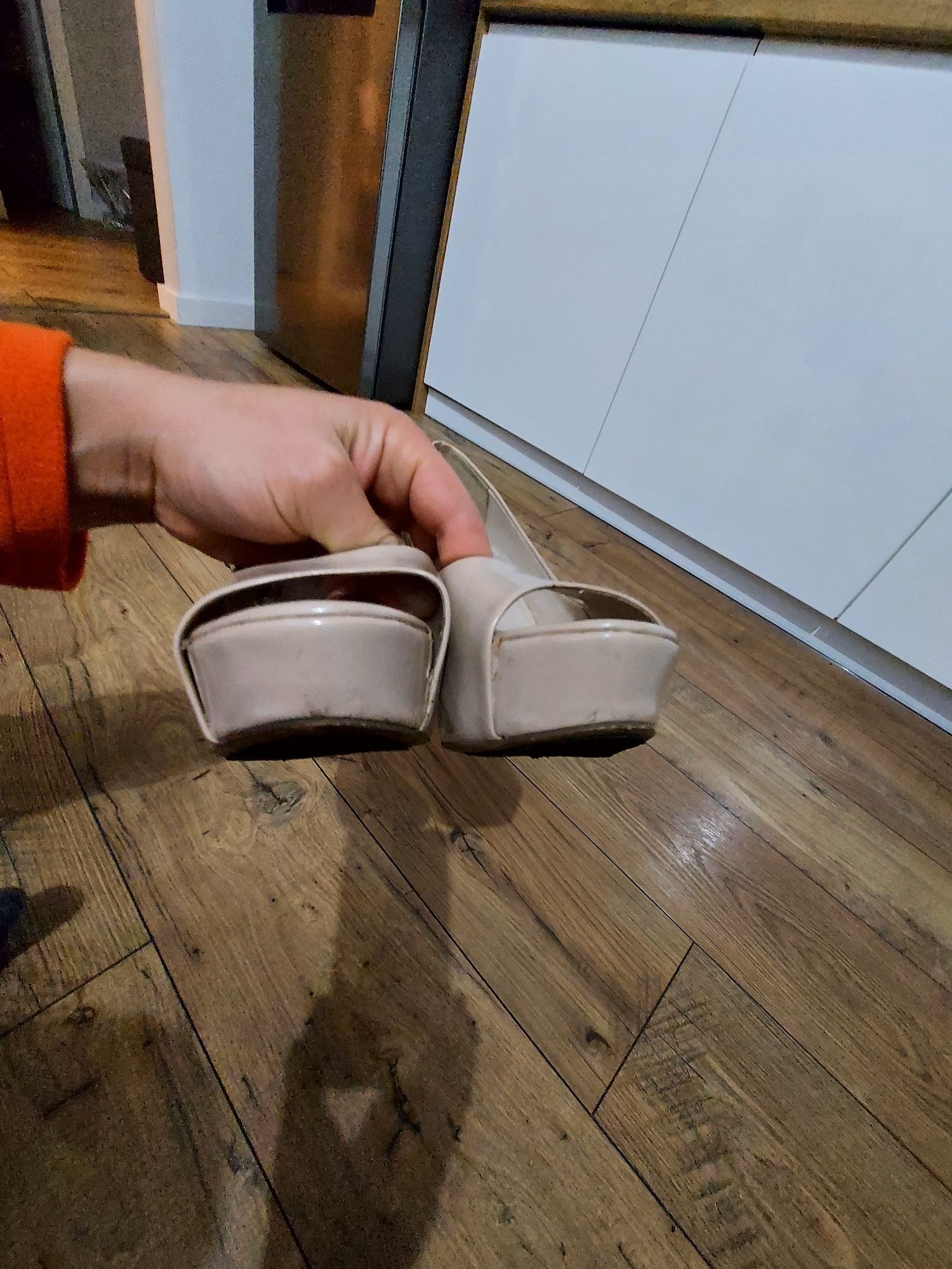 Buty na obcasie Aldo r 39